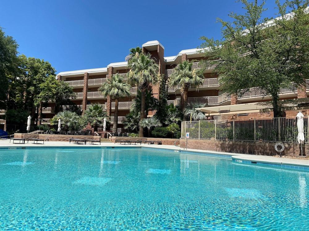Embassy Suites By Hilton Tucson East Buitenkant foto