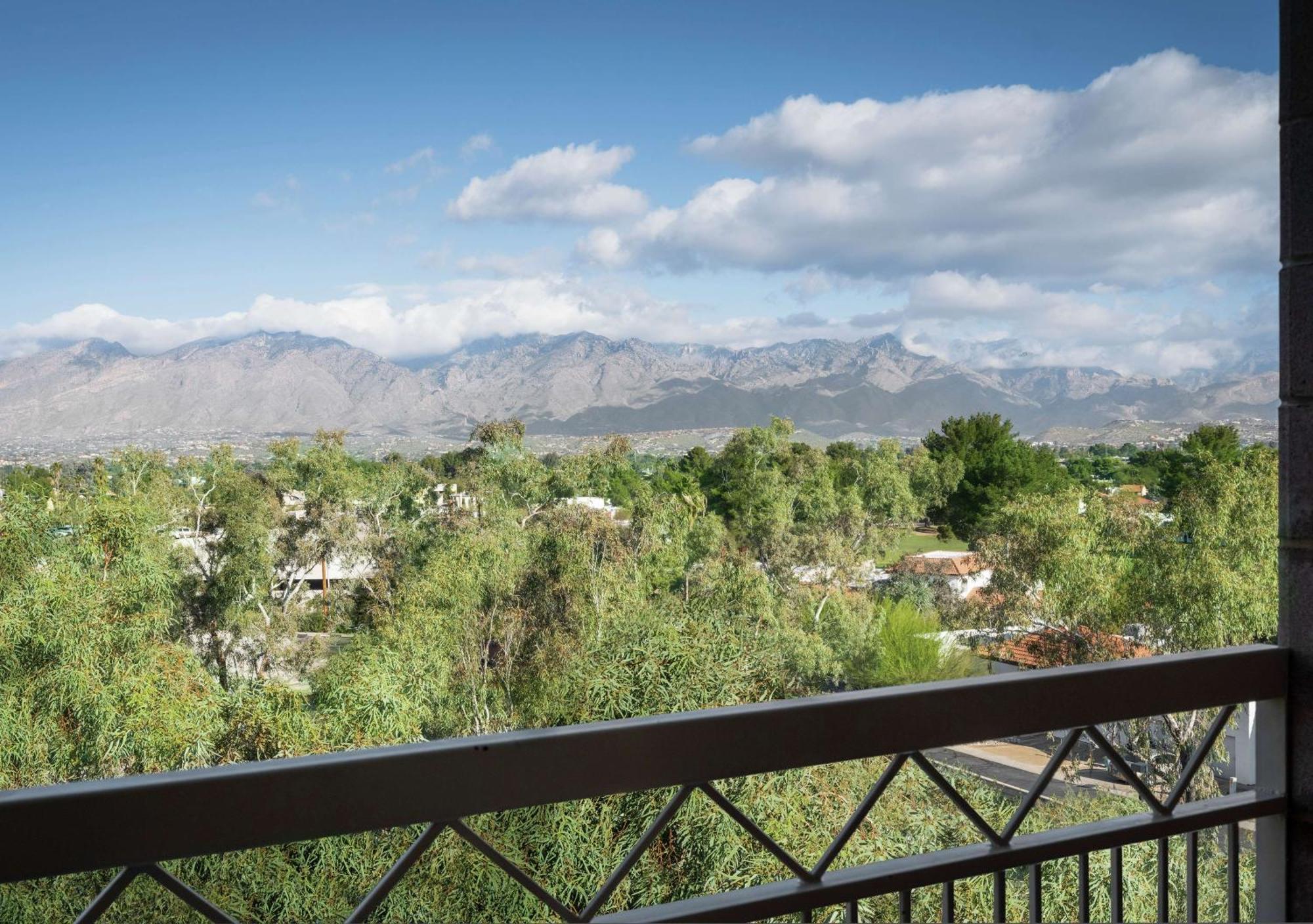 Embassy Suites By Hilton Tucson East Buitenkant foto